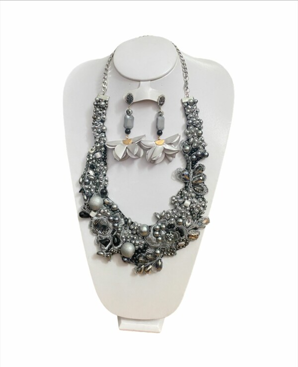 31a55b14-8b19-450f-a5c1-efdcfca301c8