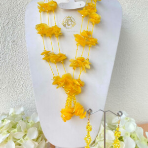 COLLAR ESCAMA DE PESCADO AMARILLO