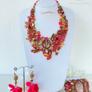 COLLAR ROSA DE PIEDRA NATUARAL