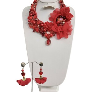 COLLAR ROJO FLOR DE CHIFON