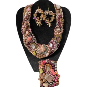 COLLAR MORADO DE PIEDRA NATURAL