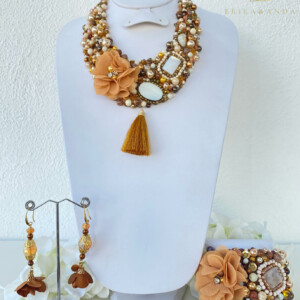 COLLAR DE PERLA DORADA